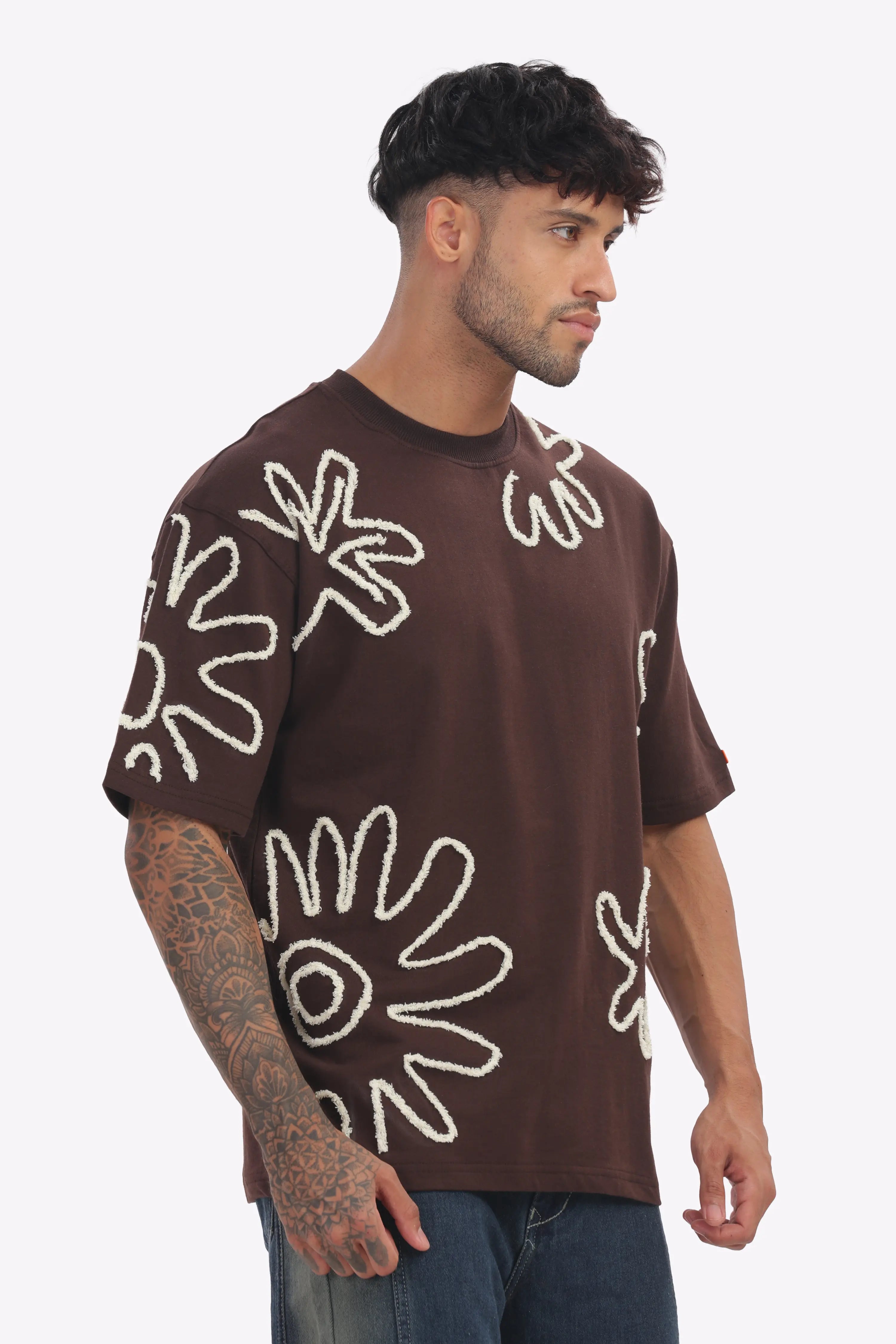 embroidery appliqués Oversized T-shirt