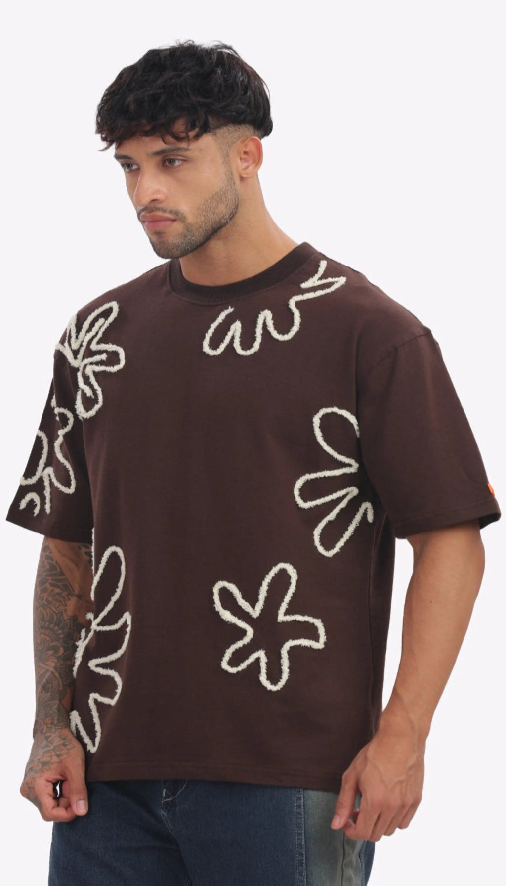 embroidery appliqués Oversized T-shirt