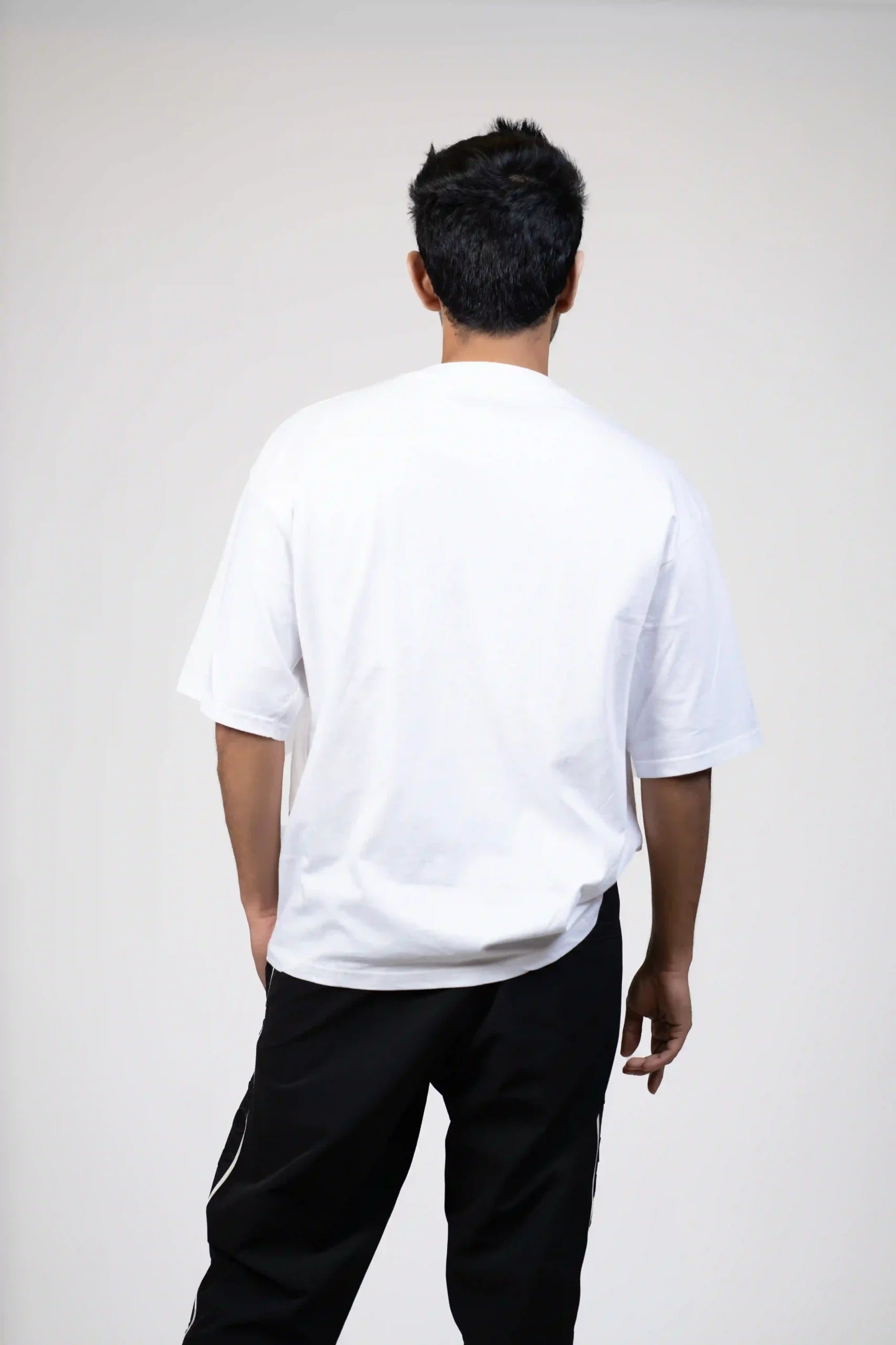 White Solid Oversized Shirt cartoonpantii