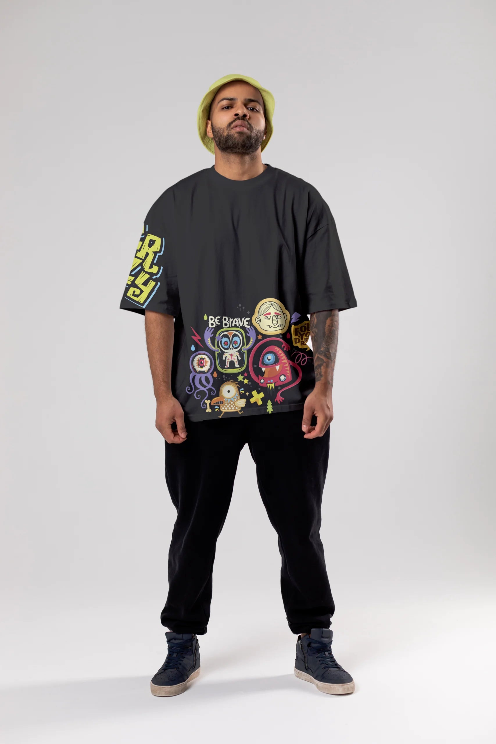 CRZY Men Oversized T-shirt cartoonpantii