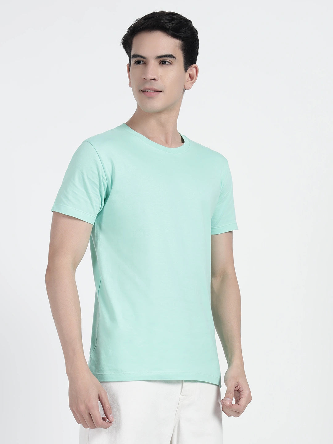  wearing a plain cyan t-shirt by cartoonpanti india